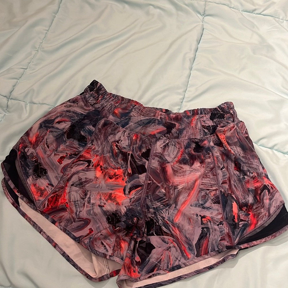 NWOT Lululemon shorts